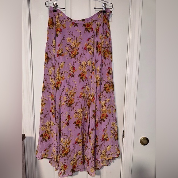 Anthropologie Dresses & Skirts - NWT, Anthropologie Boho Chic Midi‎ Skirt, Size 14, Lavender Floral
